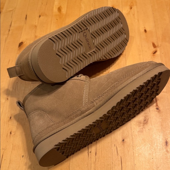 Quince Australian Shearling Chukka Bootie, NIB, Various - Picture 5 of 11